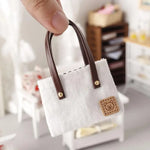 sac main miniature blanc marron texture tissée poignées détachables accessoire poupée classique simple 12