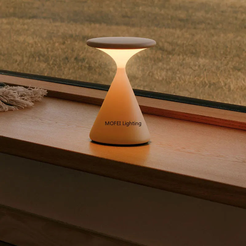 lampe table rechargeable jaune moderne mat alu led 5w tactile basse consommation