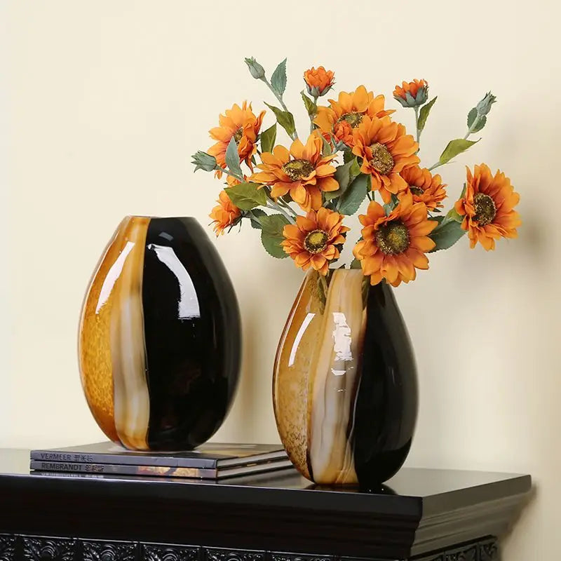 vase verre moderne couleur noir marron doré beige orangé motifs rayés élégants fleurs artificiellesbranches