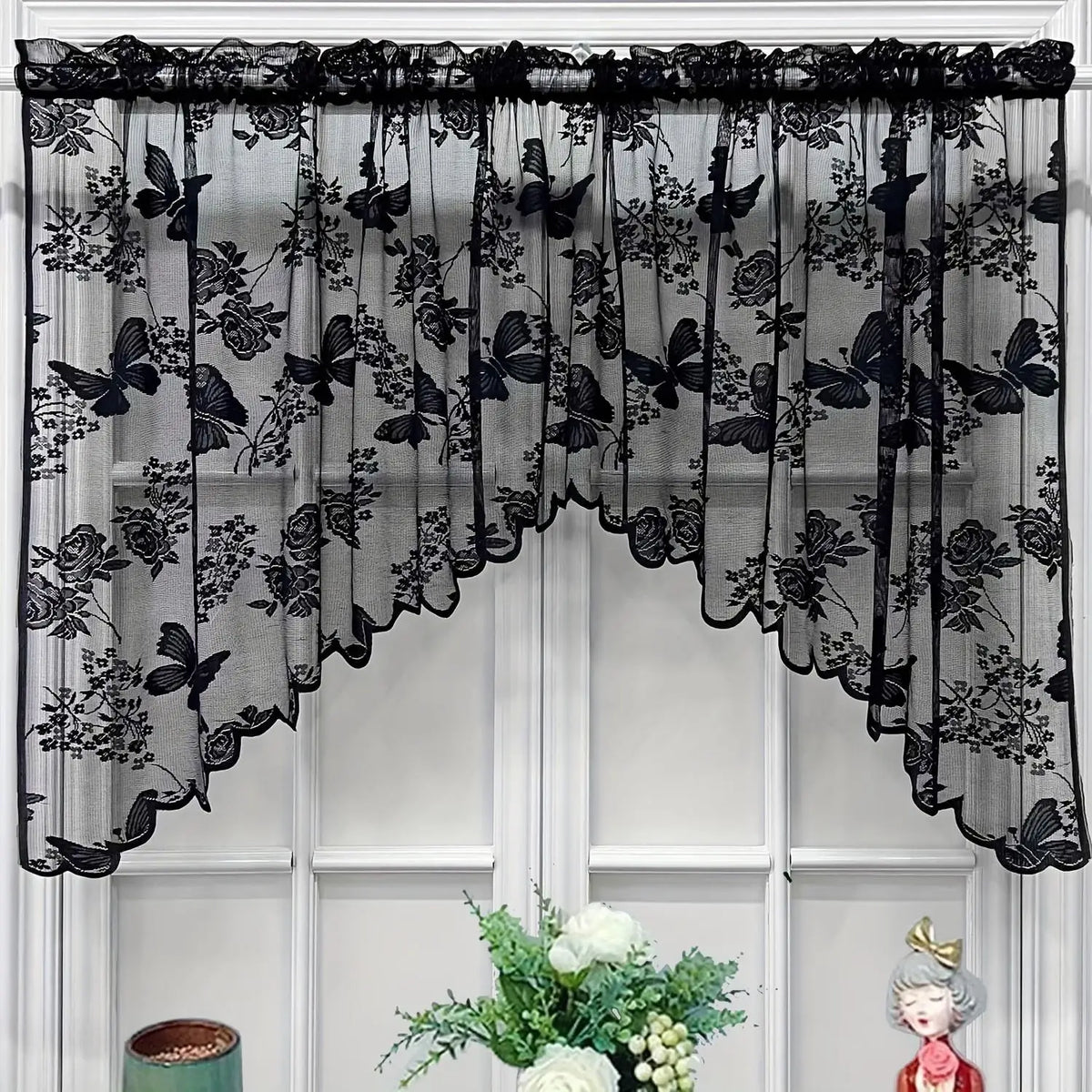 rideau noir blanc rose violet papillons fleurs transparent broderie oeilletsextérieur