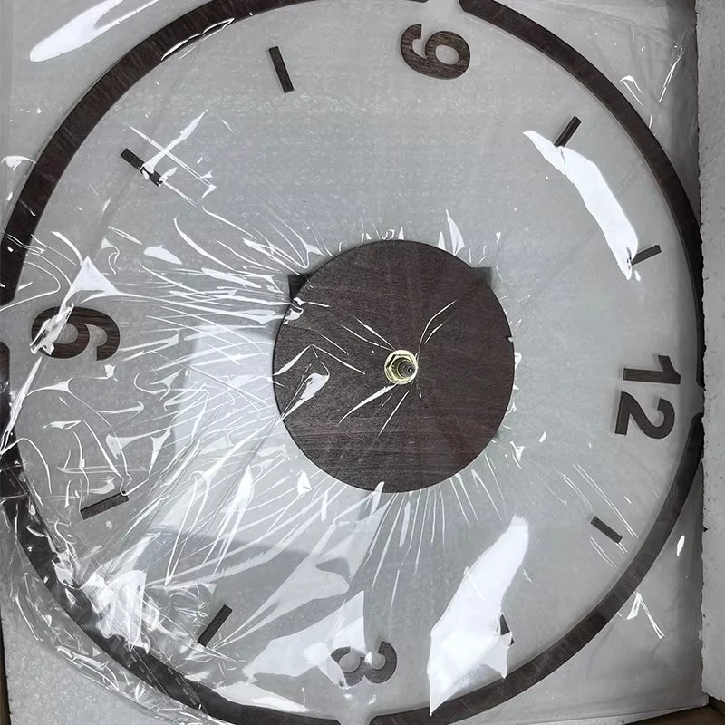 horloge murale bois marron clair minimaliste moderne salon quartz aiguille semi transparent déco chambre