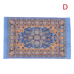 tapis ornements floraux motifs géométriques rouge beige bleu rose vert classique traditionnel miniature