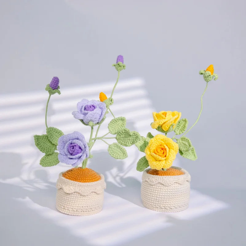 décoration maison bouquet fleurs tricotées artisanale violet jaune bleu roseclair vert