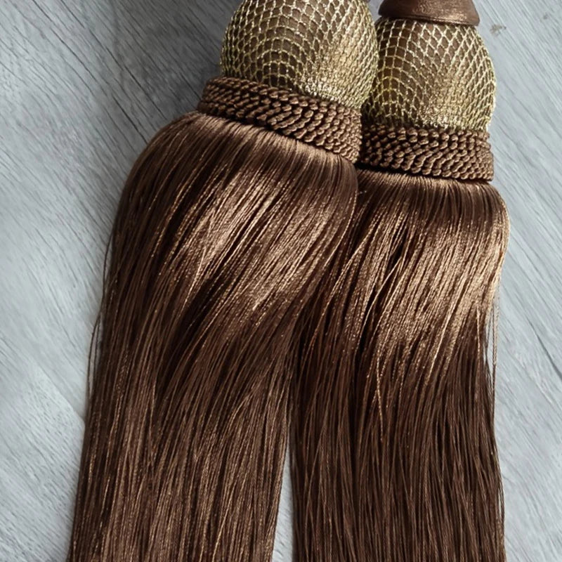 pompon rideau marron clair tissé brodé opaque élégant classique cordons accessoire décoration fenêtre