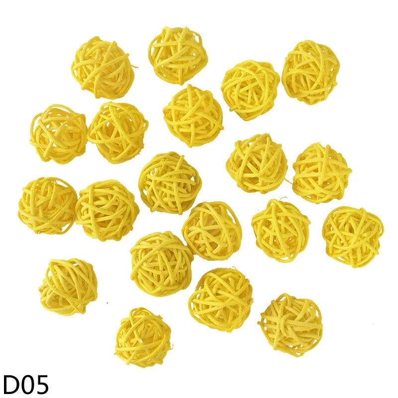 décoration intérieure boules rotin artificielles couleur rouge jaune vert rose blanc noir