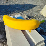 lampe décorative forme banane jaune moderne matériau métal fixations statuaire intérieure decoration