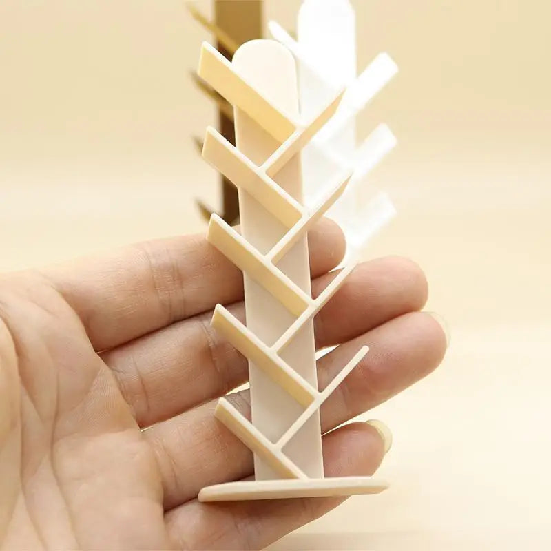 décoration intérieure miniature bibliothèque arbre livres résine blanc marron moderne