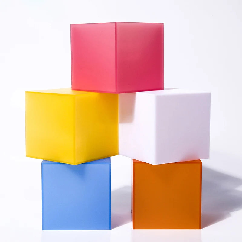 cube exposition acrylique mat support rangement accessoires collection objet déco carré transparent réutilisable