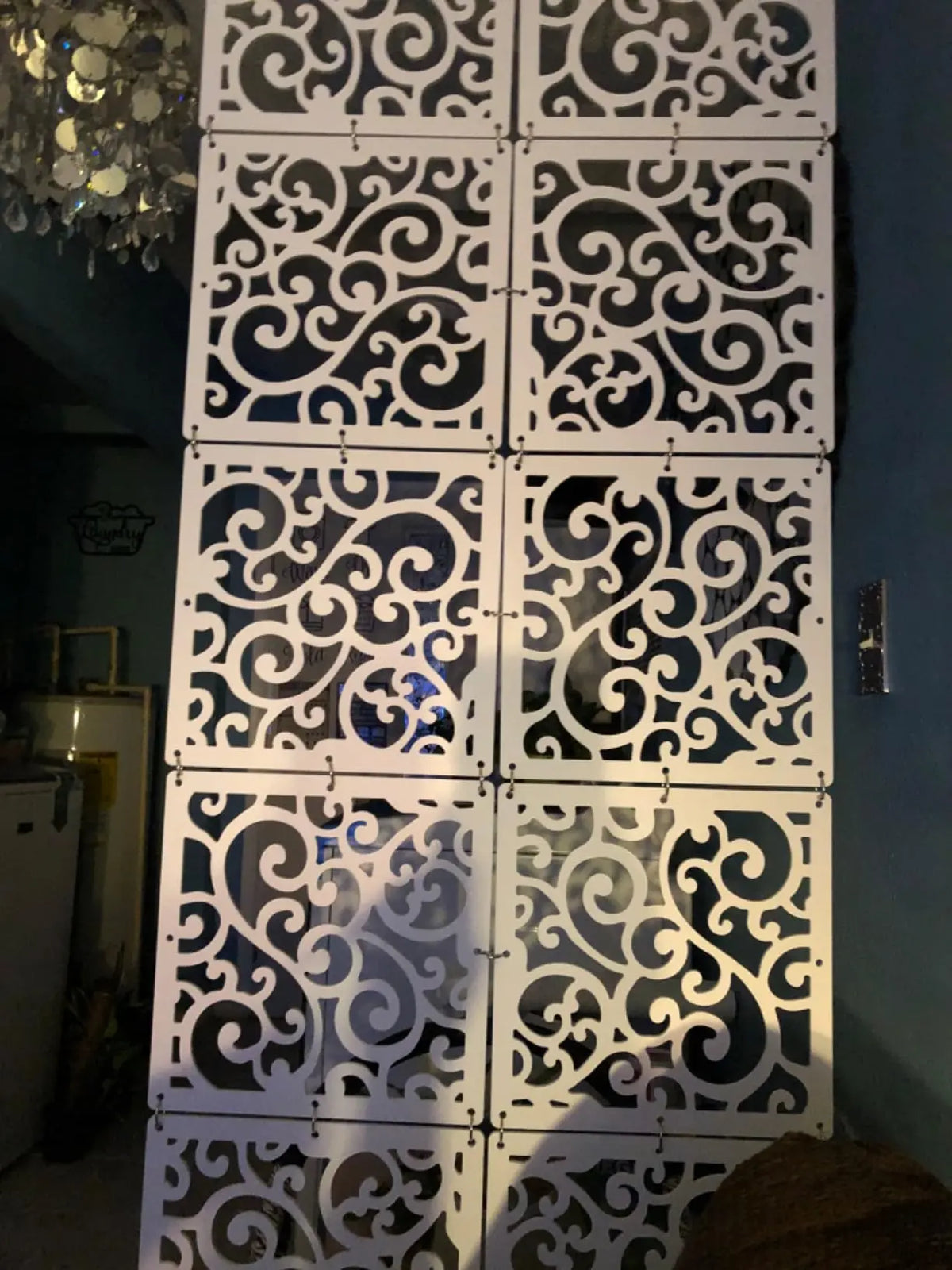 panneaux séparation suspendus blancs motifs géométriques modernes cloisons pièces bois opaques clips fixation