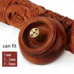 bougie d'encens artisanale sculptée motifs floraux marron clair support encens traditionnel