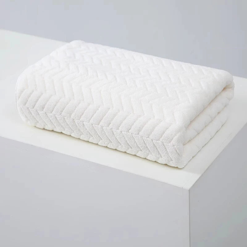 serviettes bain microfibres quick dry anneaux métalliques gris vert rose rouge marron zigzag modernes