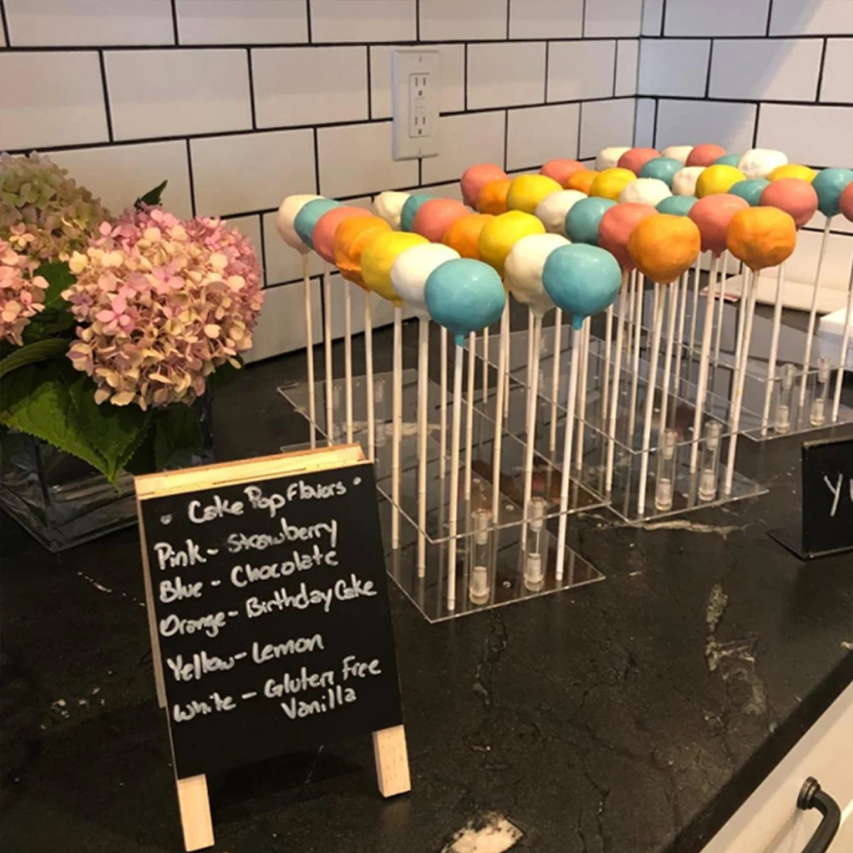 présentoir transparent cake pops lollipops 21 trous niveaux moderne festif