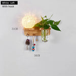 lampe murale scandinave bois naturel feuilles vertes plante boule lumineuse chaîne éclairage chambre salon