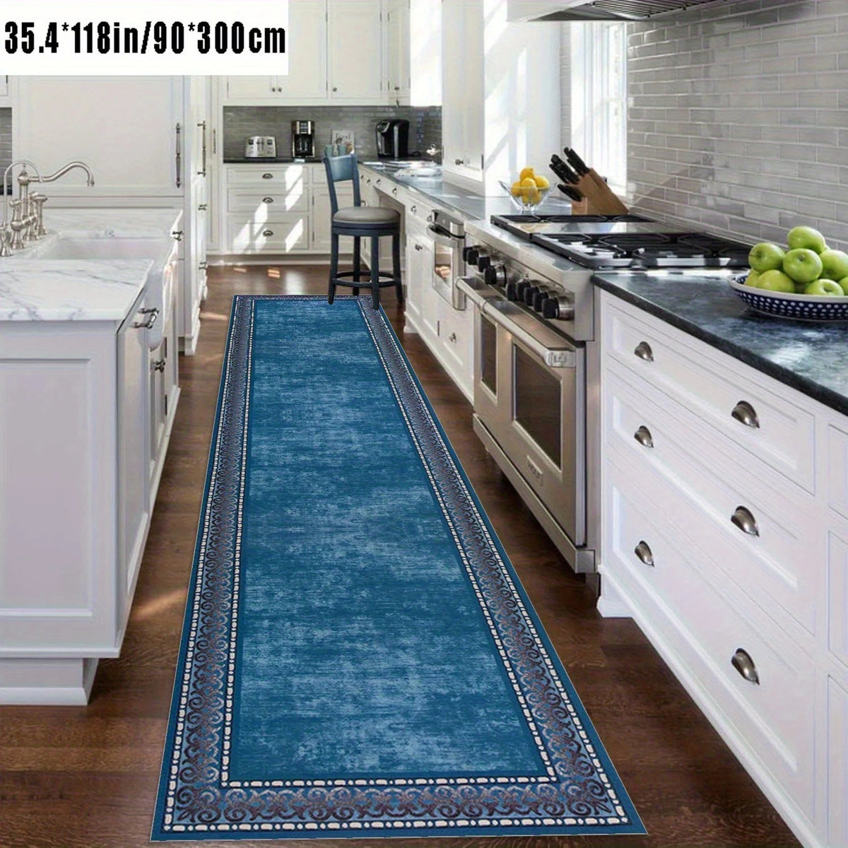 tapis bleu marine velouté motif géométrique salon couloir cuisine résistant intérieur classique vintage