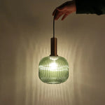 suspension lumineuse moderne vert rayures opacité câble noir chambre salon étude principal