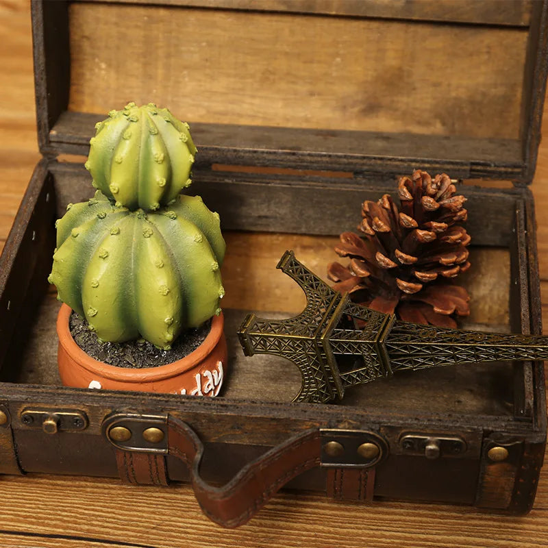 Boîte de rangement médiévale ouverte avec bijoux