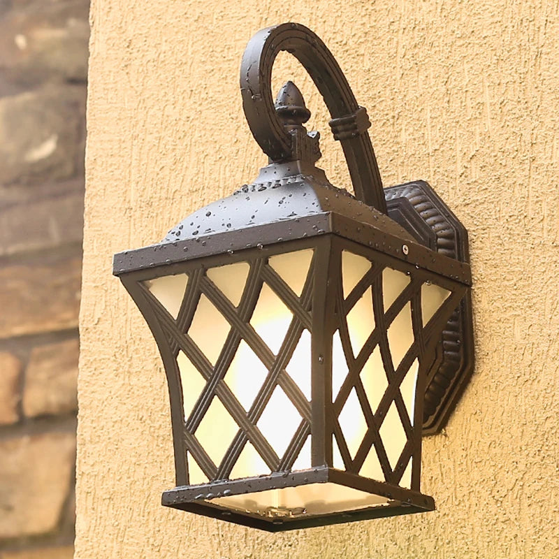 lampe murale classique noir grille géométrique opaque extérieure étancheijuillet