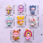 figurines animées colorées cartoon personnages accessoires coronnes chapeaux sacs ornement scrapbooking bricolage