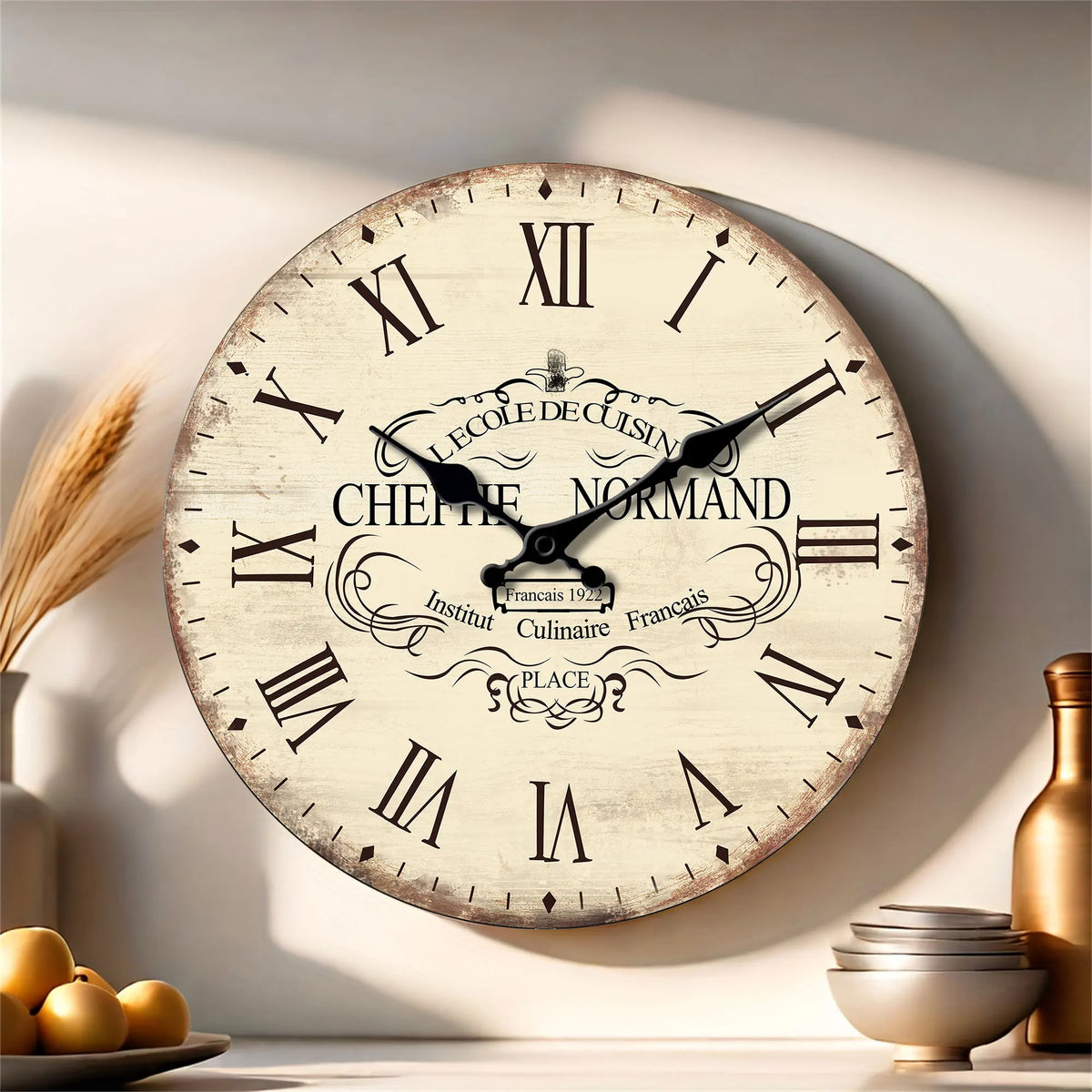 horloge murale vintage bois blanc brun chiffres romains aiguille silencieuse quartz unique classic