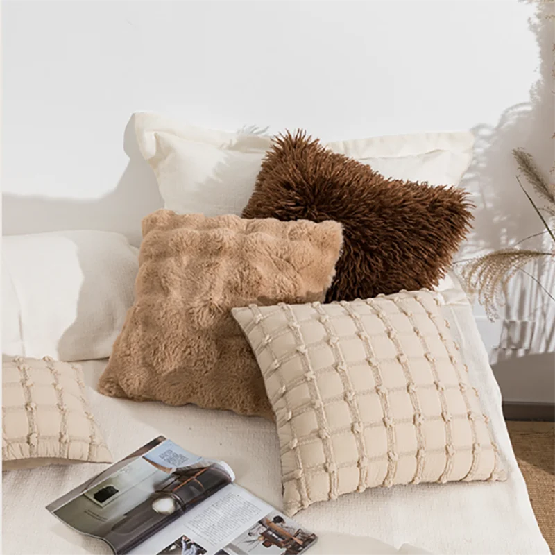 housse coussin beige marron motif rayé texture douce moderne opacité jacquard polyester décoration canapé