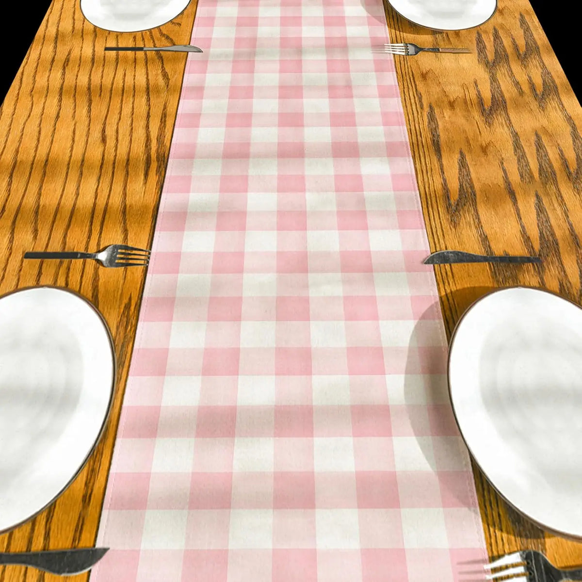 chimene table lin carreaux rose blanc classique geometrique festive opaquement assiettes fourchettes citrons bougie