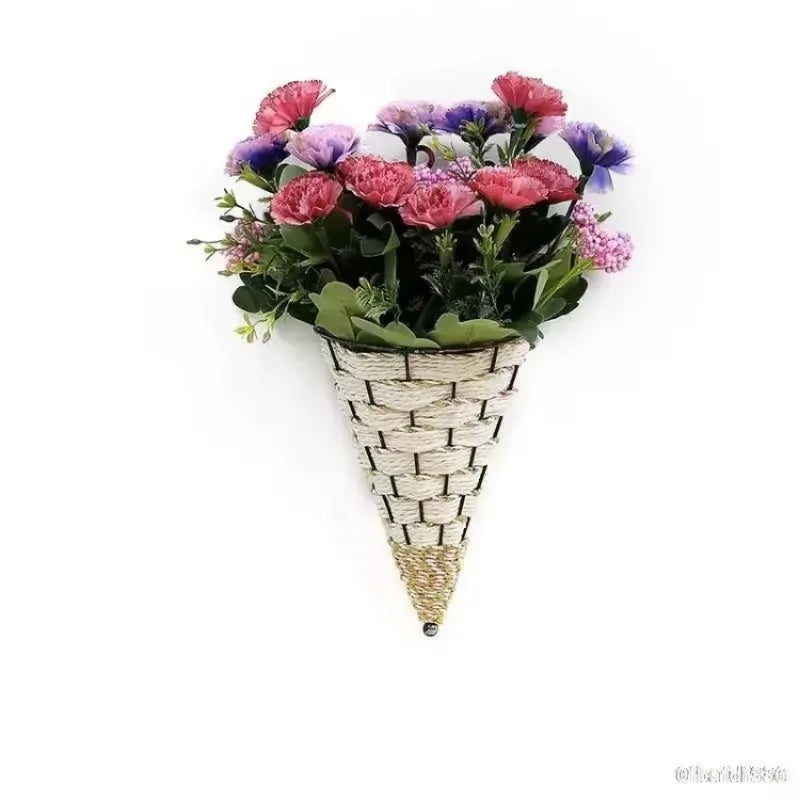 vase mural tressé métal travaillé fleurs feuillage décoratif rustique champêtre