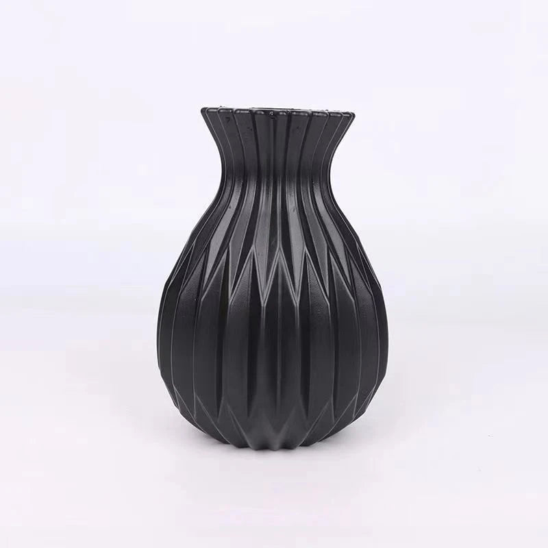 vase moderne blanc noir rayures verticales décoration intérieure table salon mariage