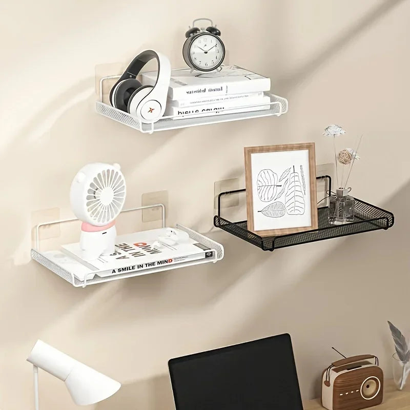 étagère murale adhésive métal ajourée blanche moderne petite taille rangement minimaliste