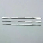 outils manucure argentés texture grain classiques modelage détaillage l’ongle