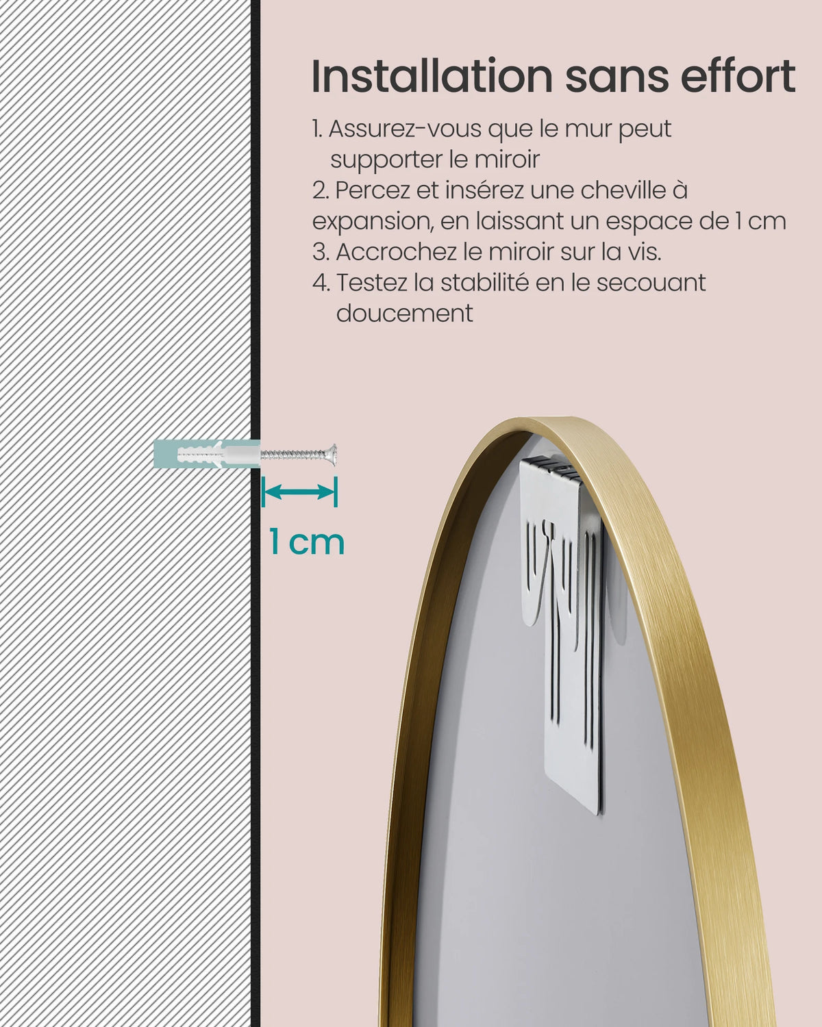 Miroir doré dans salon moderne