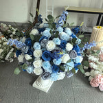 arche décorative fleurs artificielles bleu blanc extérieur intérieur décoration maison événement