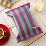 Sac mouchoirs rayures horizontales vert rose blanc moderne pompons double ouverture