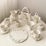 vase decoratif blanc roses relief porcelaine classique tasse bol plat boite rond coeur carreeDecoration