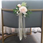 décoration mariage rose artificielle ruban eucalyptus feuilles verte chaise égliseextérieur