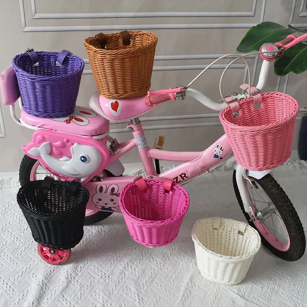 panier vélo tressé violet rose noir beige blanc traditionnel fixé ceinture