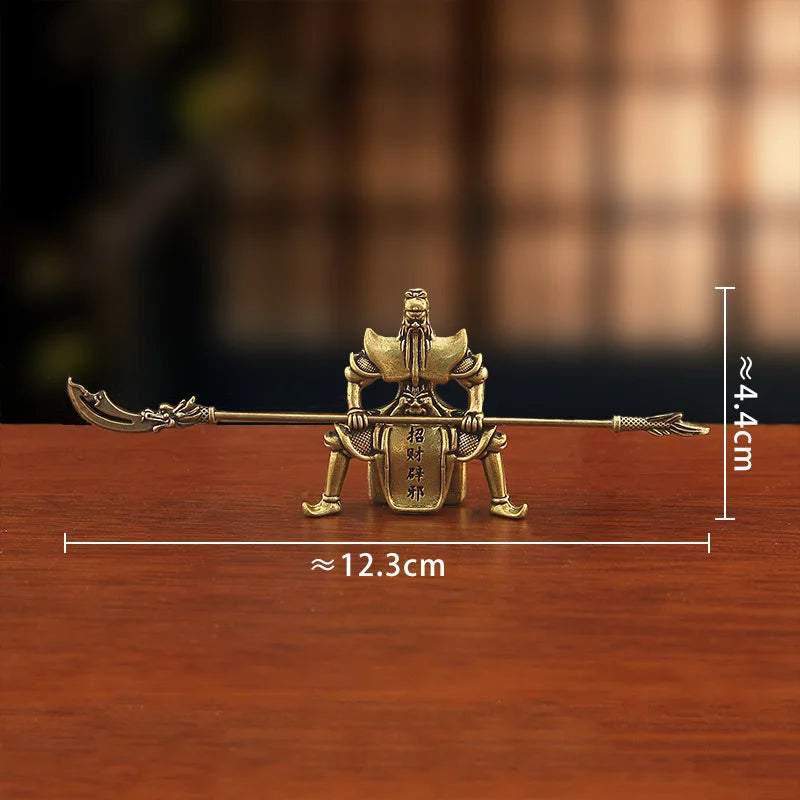 statuette dorée guerrier chinois statuaire traditionnelle ornement maison armure antique décoration intérieure hallebarde historique