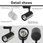 Plafonnier LED moderne avec spots sur rail en couleur noire