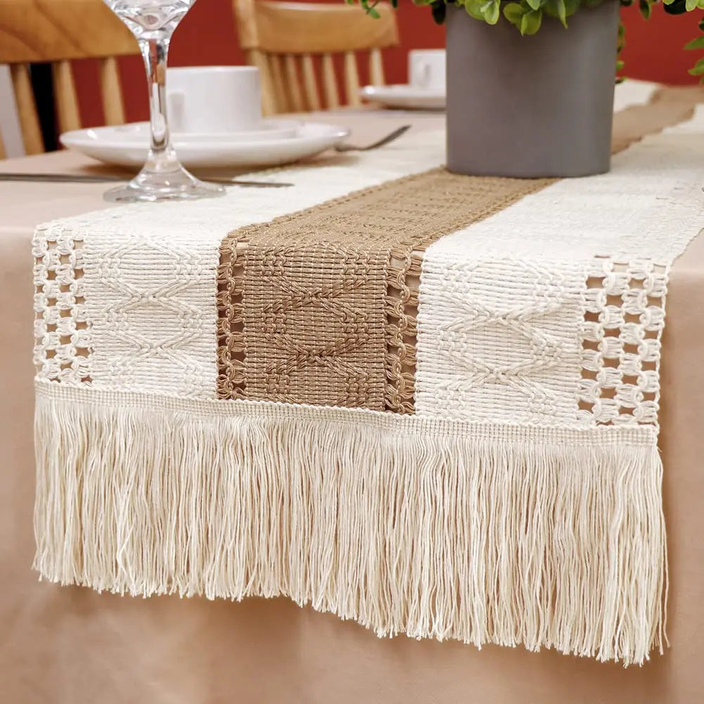 nappe bohème tressée franges crème marron dentelle rustique table