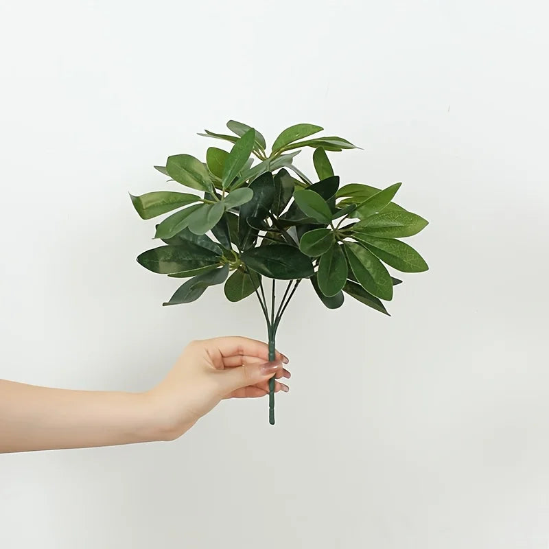 décoration intérieure plante artificielle feuilles vertes pot tressé rustique salon chambre