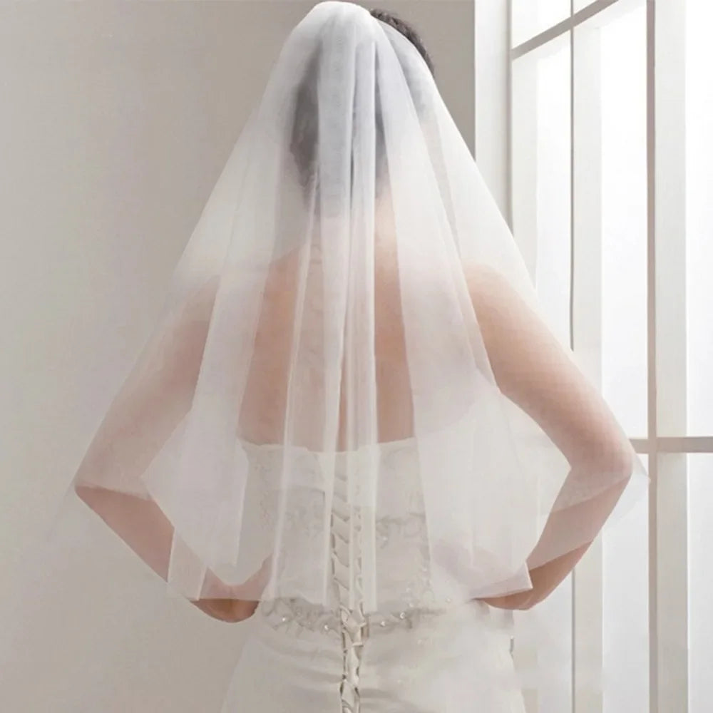 voile mariée deux couches tulle fin blanc bord coupé clips classique erotique echangisme erotique