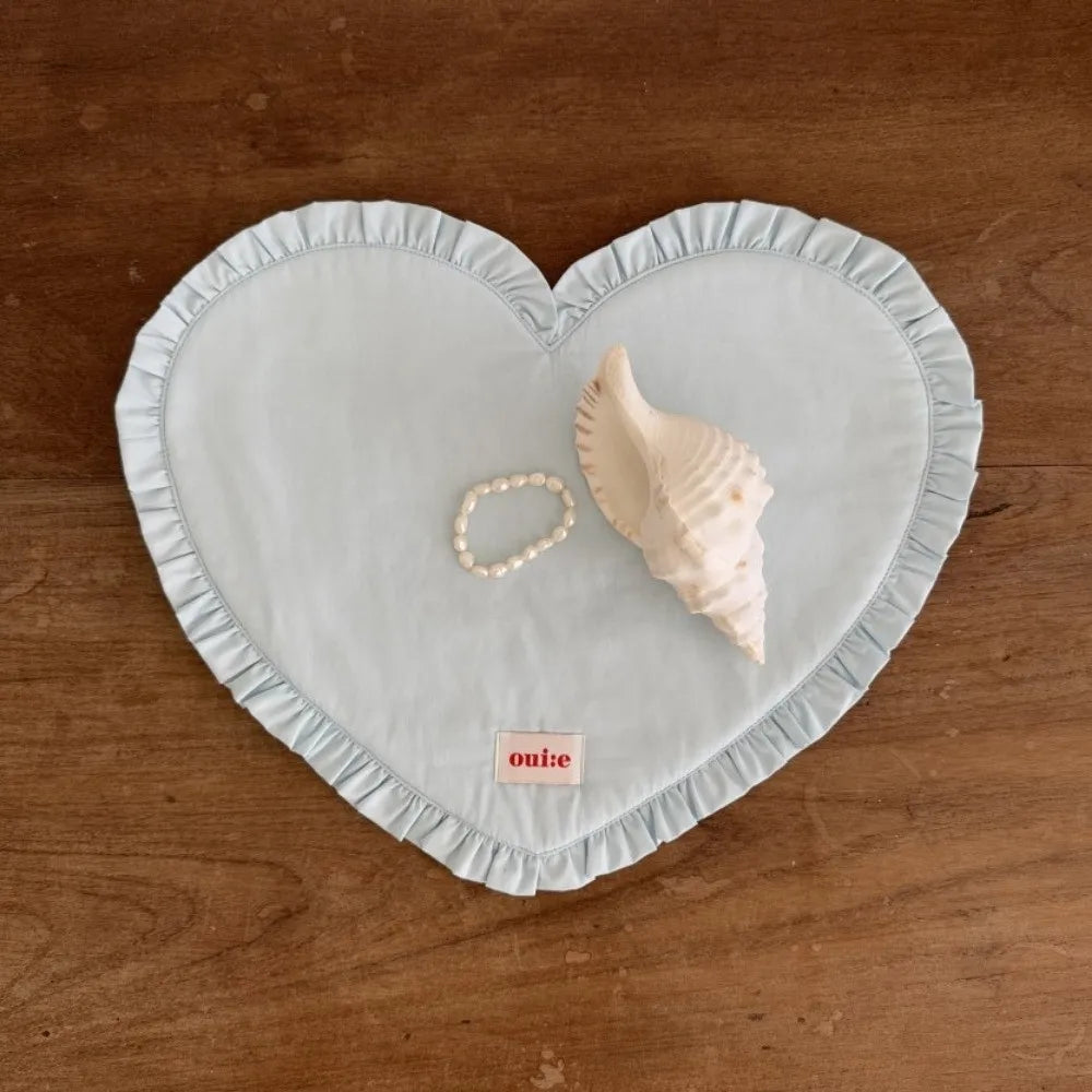 serviettes table classiques carreaux rouge blanc beige bleu clair tissu dentelle opaques respectueux environnement