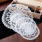 serviettes table dentelle fleurées traditionnelles réutilisables blancs opaques maison fêtes