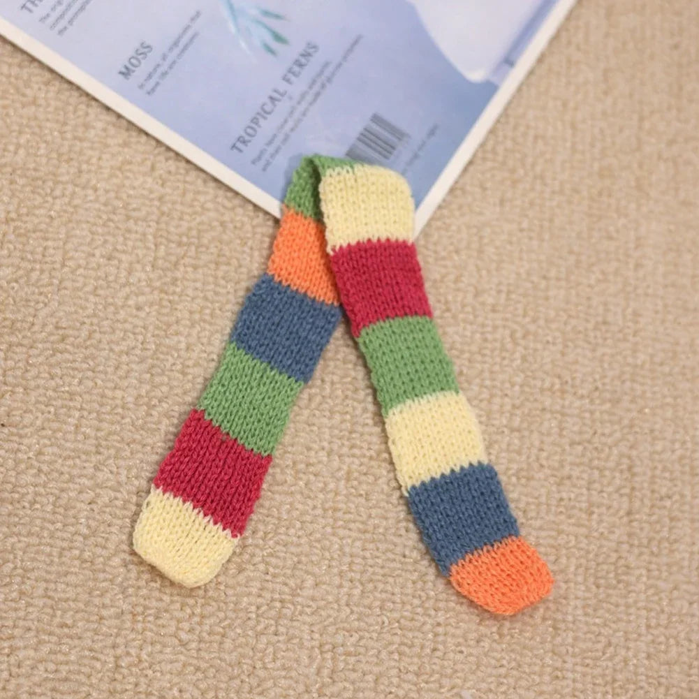 élastiques chaussettes rouge beige blanc vert rayures horizontales différents couleurs