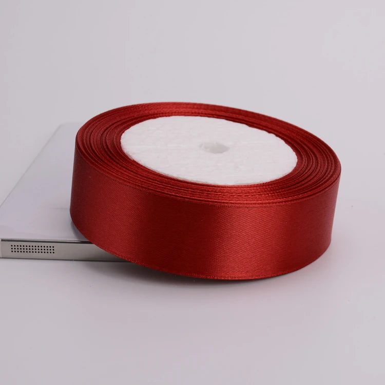 ruban satin rouge uni opacité bobine décoration mariage emballage cadeau artisanal unique 75mm 22mètres