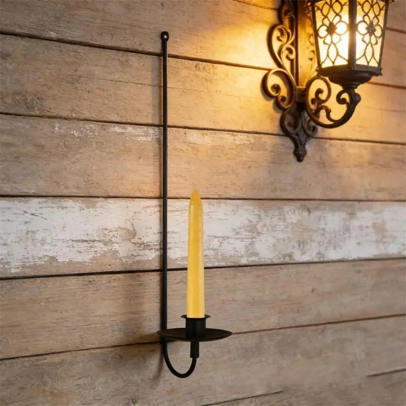 bougeoir mural moderne minimaliste noir support métallique bougie décoration intérieure élégante contemporain fixations apparentes