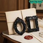 cadres decoratifs noir decorations florales baroque vintage gothique victorien bijoux argents