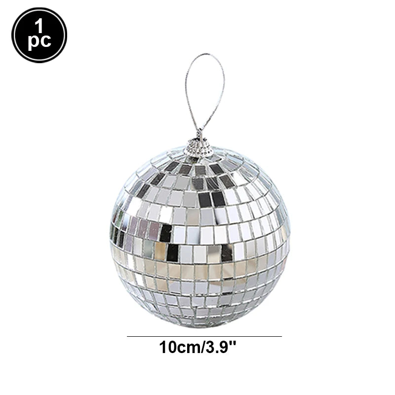 décoration fête disco boules miroirs nappes géométriques argentées dorées turquoises noires