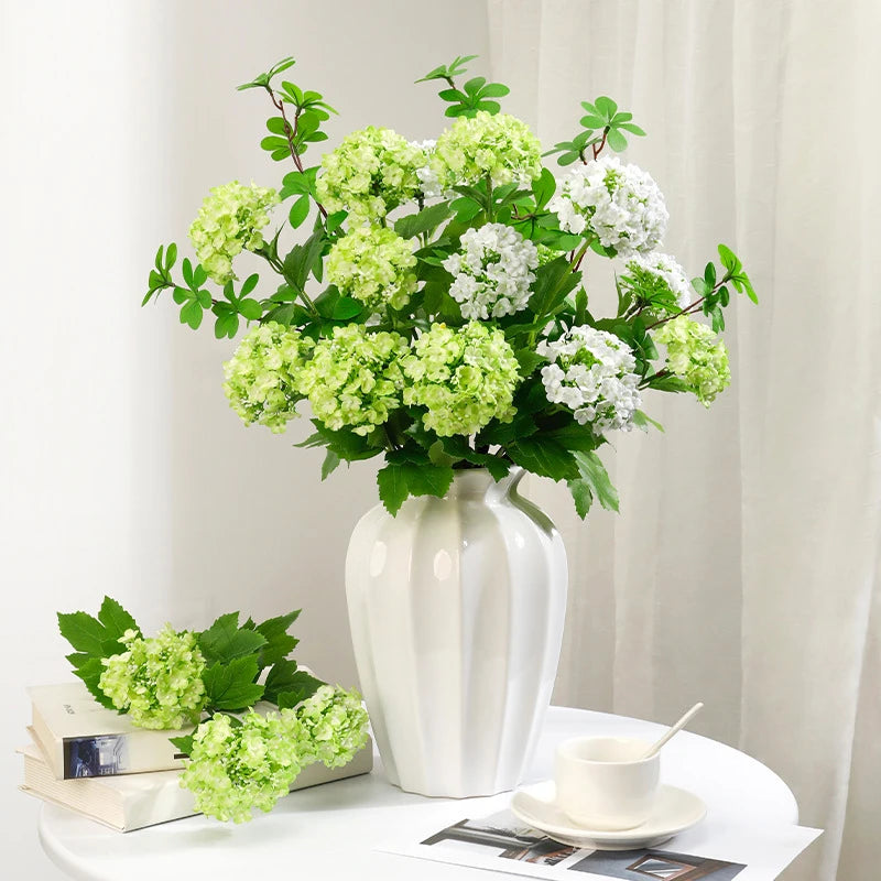 décoration intérieure bouquet artificiel fleurs hortensia feuilles vertes mariage anniversaire saint valentin