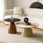 tables basses modernes minimalistes marbre noir blanc motifs argentées marron vert olive salon