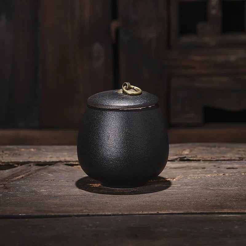 pot thé céramique classique poignée métallique couvercle texture grainée décoratif